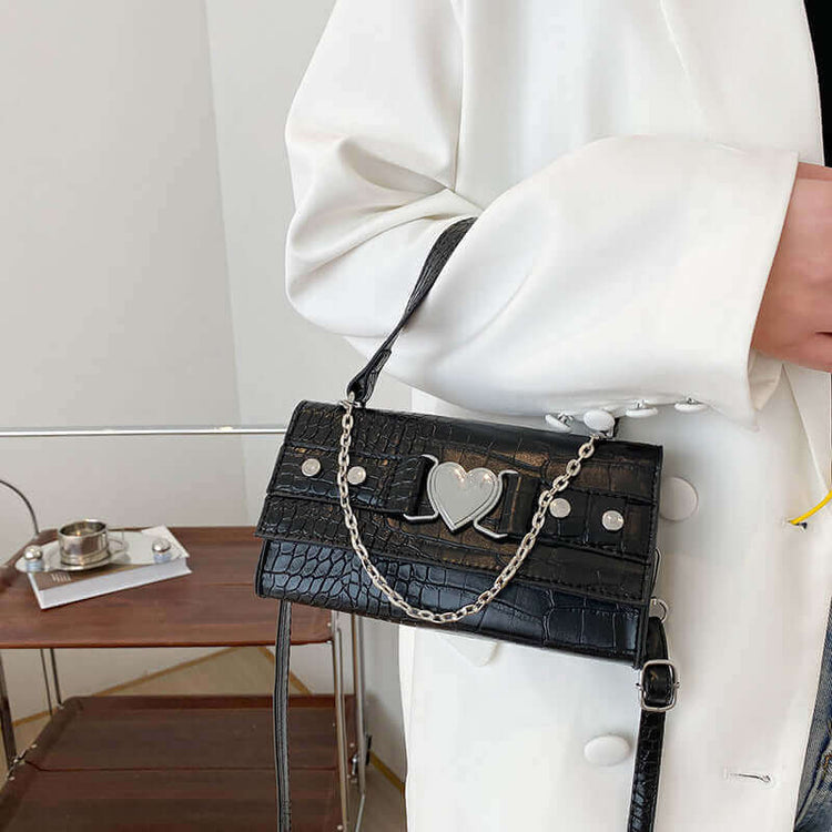 chain-shoulder-bag-for-women